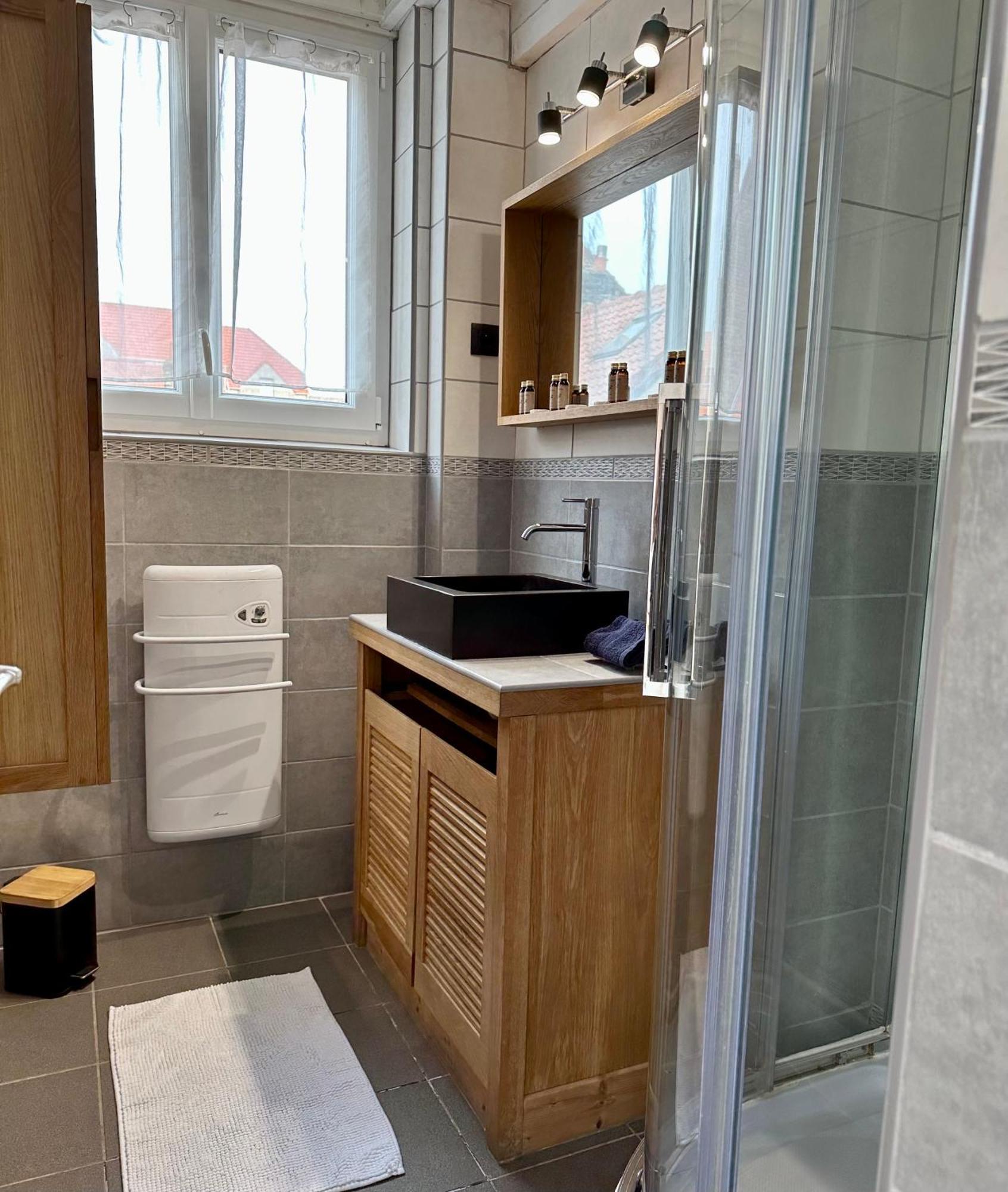 Appartement De Charme Avec Balcon - Villa Les Iris Dunkirk Eksteriør billede